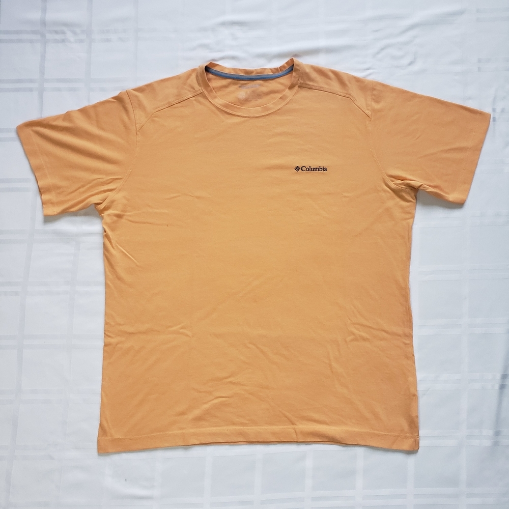 COLUMBIA Men's Large Orange T-shirt